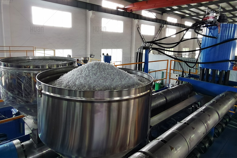 自动1000L IBC坦克吹塑机制造商
