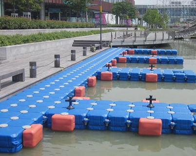 漂浮的海滩