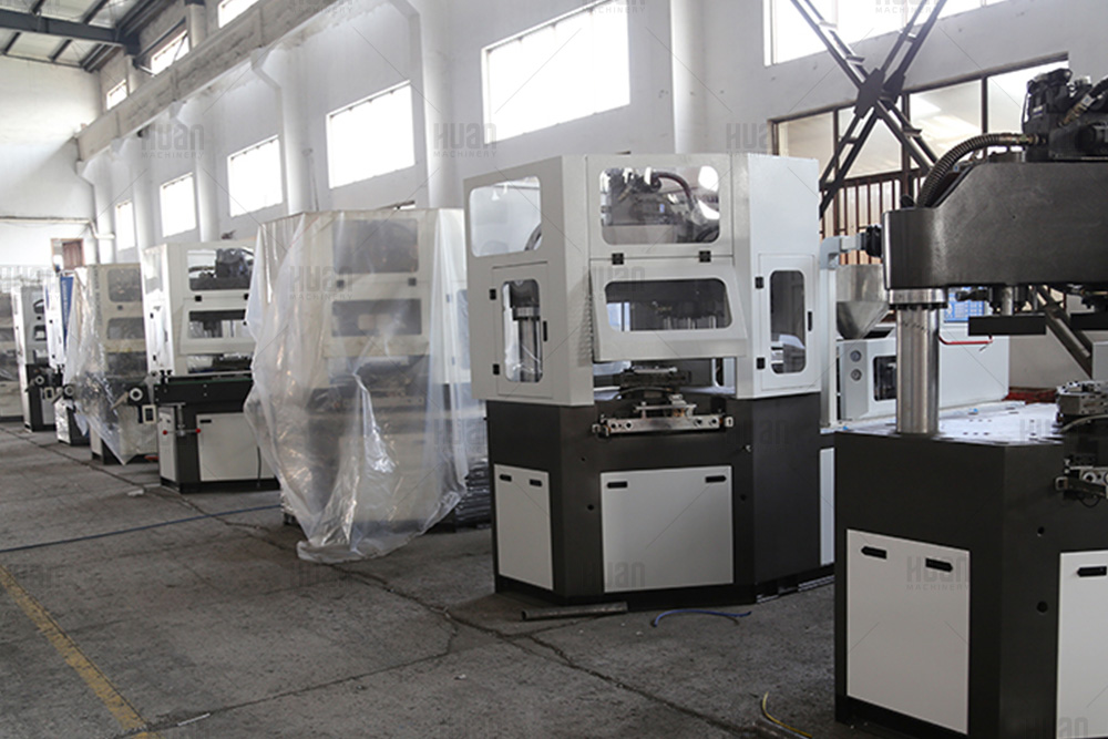 中国塑料化妆品罐注射吹塑机LED灯盖注入吹塑机