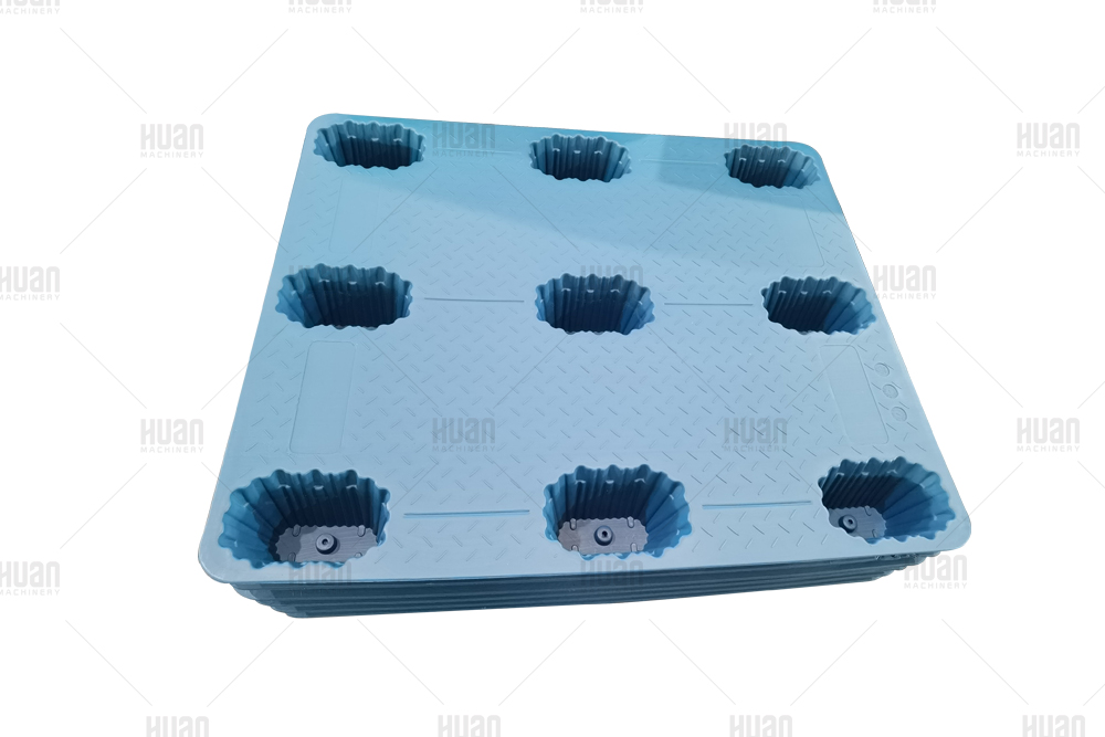 九英尺托盘的塑料挤出吹塑机